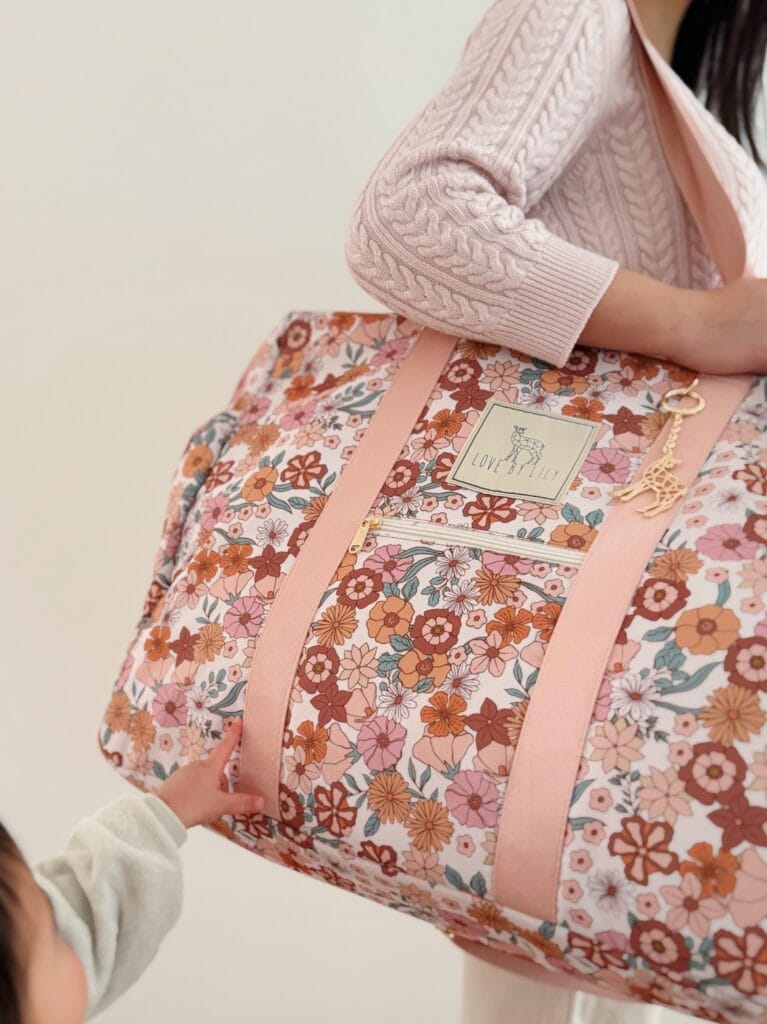 Travel Mom Bag - Flowers