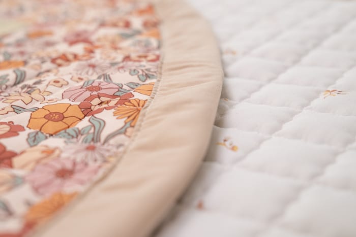 Play mat Loft Sunny Clovers (200x150 cm)