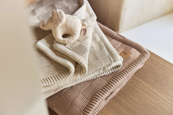 Ledikantdeken 100x150 cm - Box Knit Milky Coffee