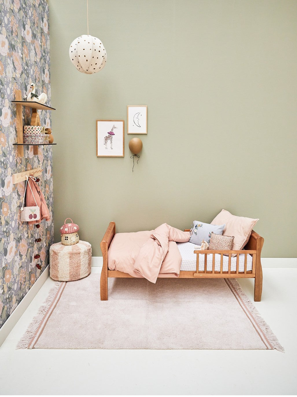Powder Pink Rug (120x170)