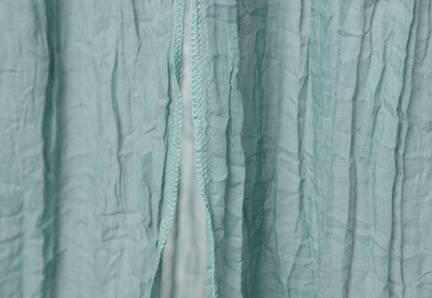 Mosquito net/bed canopy (various colours)