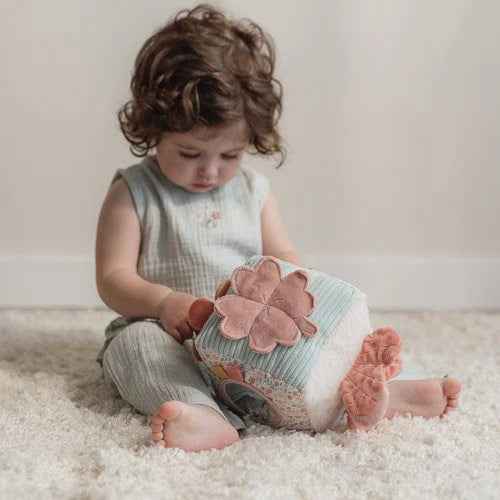 Nijntje activiteitenkubus - Lucky Blossom