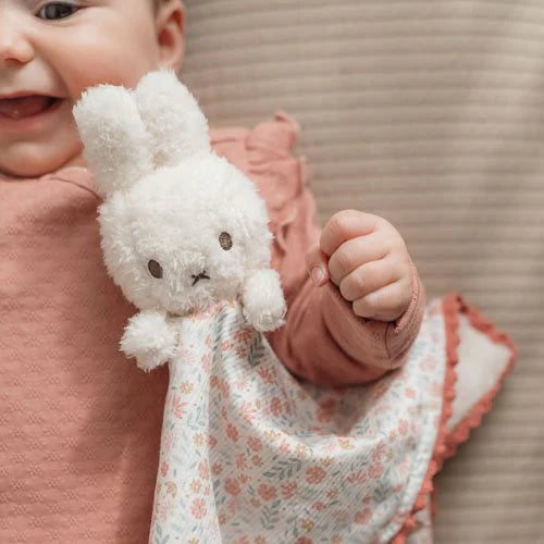 Knuffeldoekje Nijntje Lucky Blossom