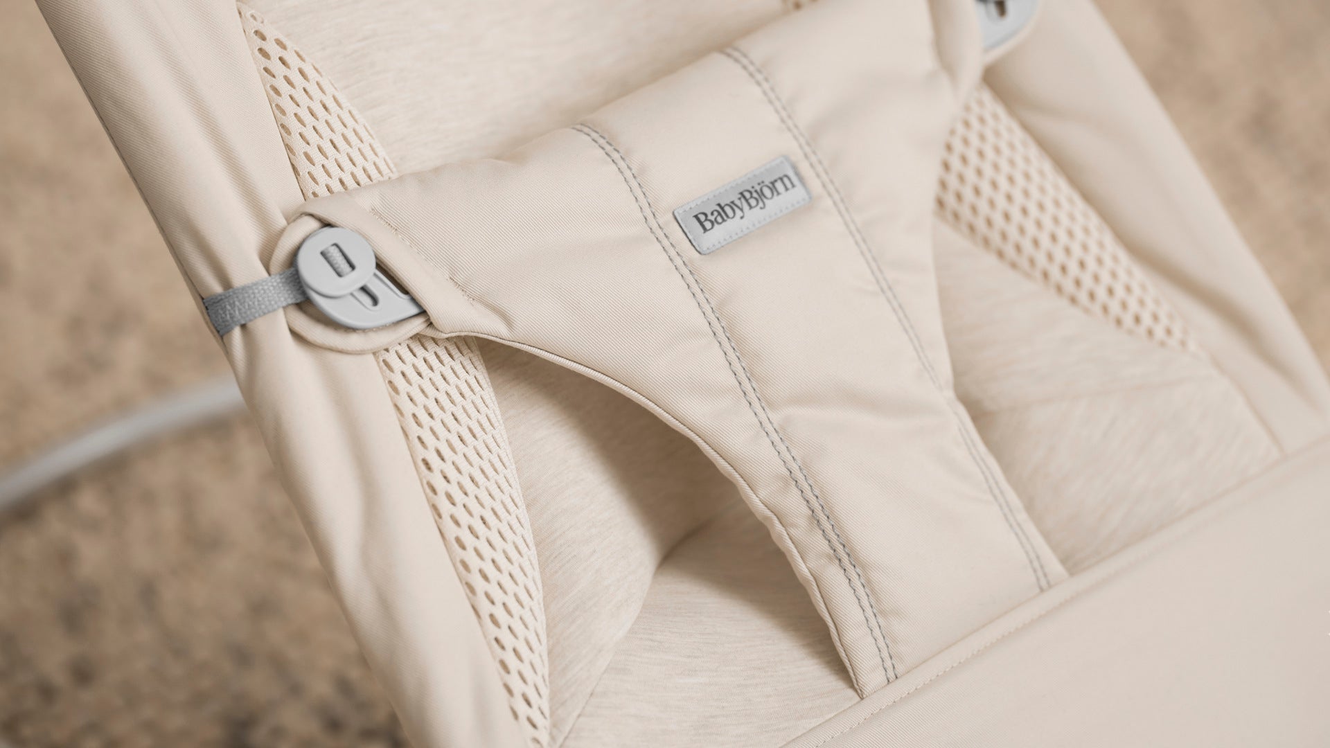 Wipstoel Bliss (0-2 jaar) - Tri-fabric Soft Light Beige (2-in-1)
