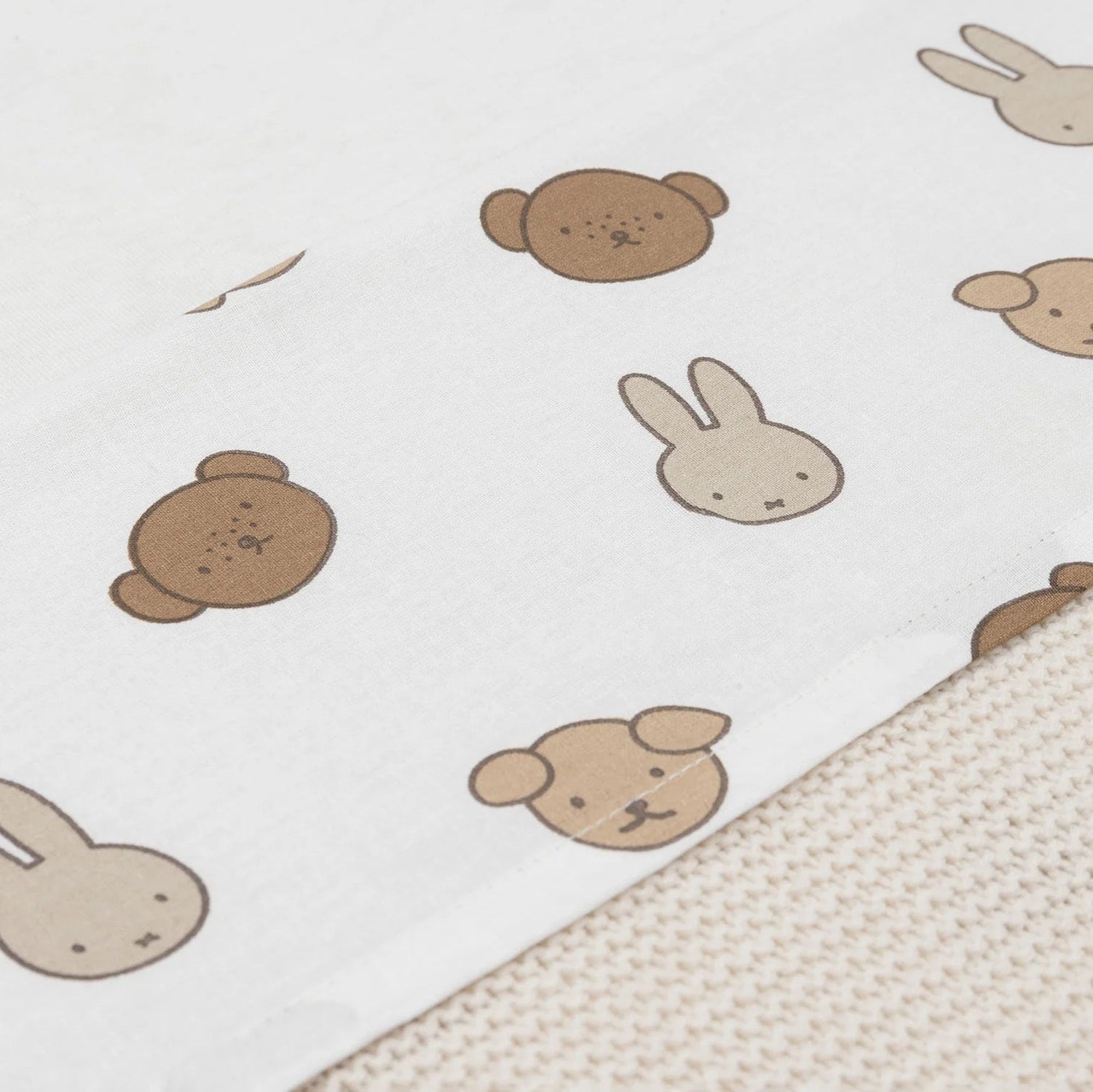 Wieglaken (75x100 cm) - Miffy and Friends