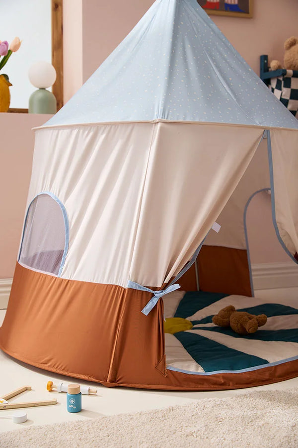 Circus tent