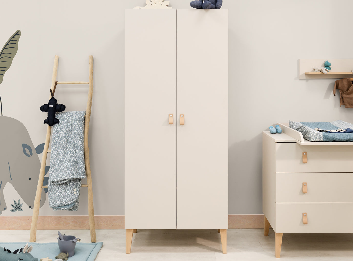 Bopita Corsica 2-door wardrobe - White