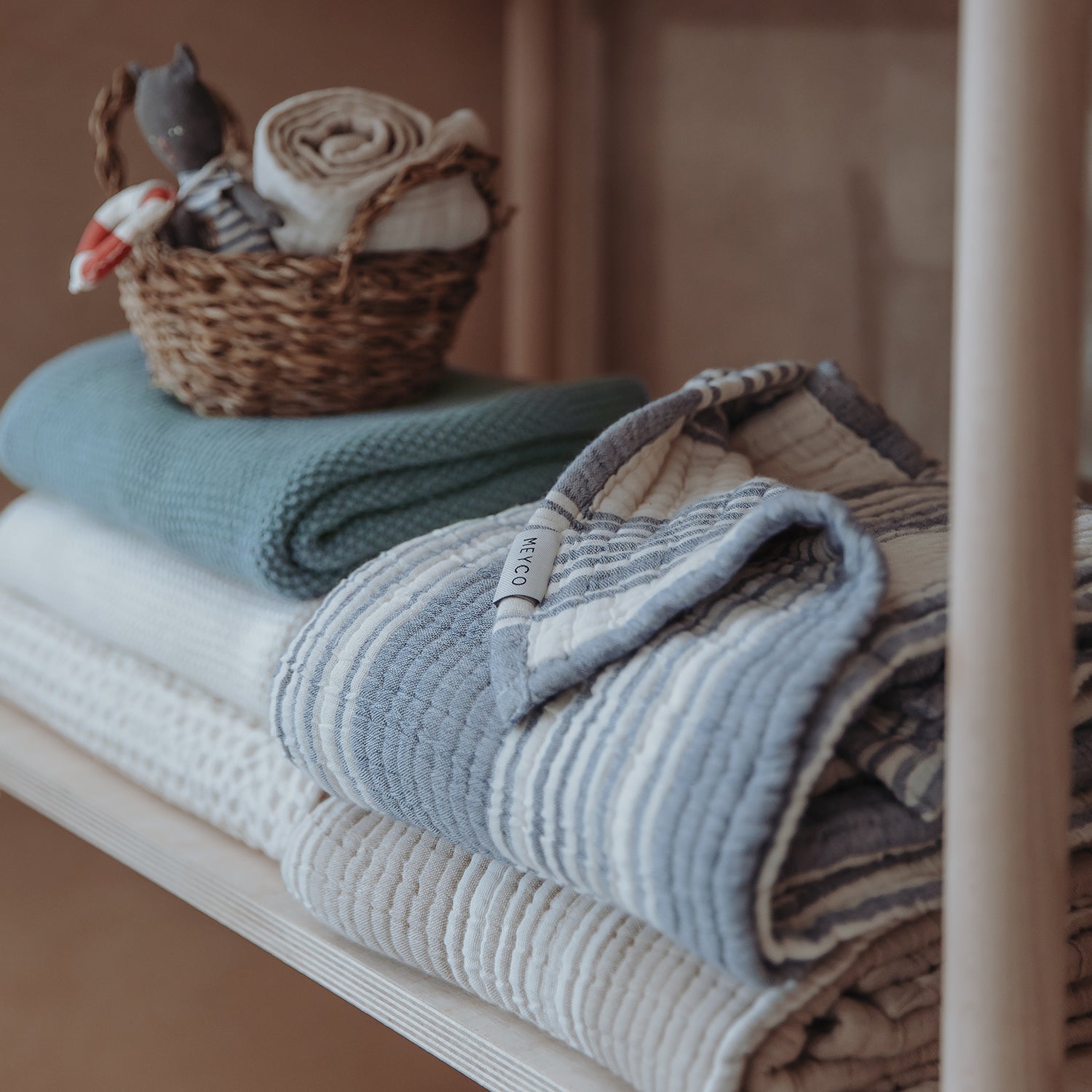 Wiegdeken pre-washed hydrofiel jacquard (75x100cm) - Stripe Indigo