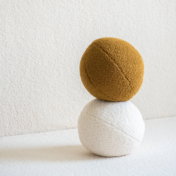 Wigiwama White Cream Ball cushion