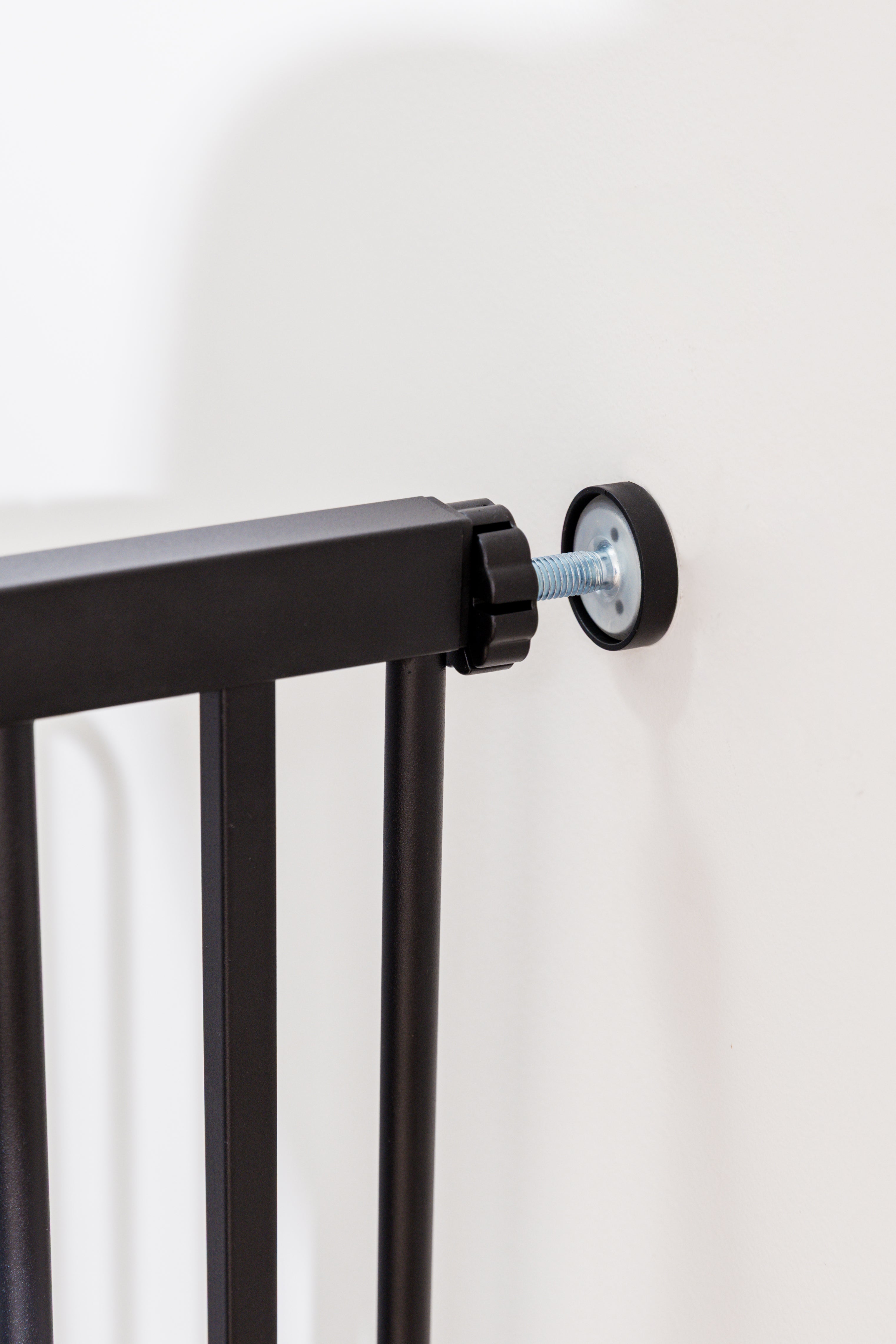 Stair gate white (without drilling) - steel