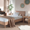 Forrest eiken bed met nachtkastje