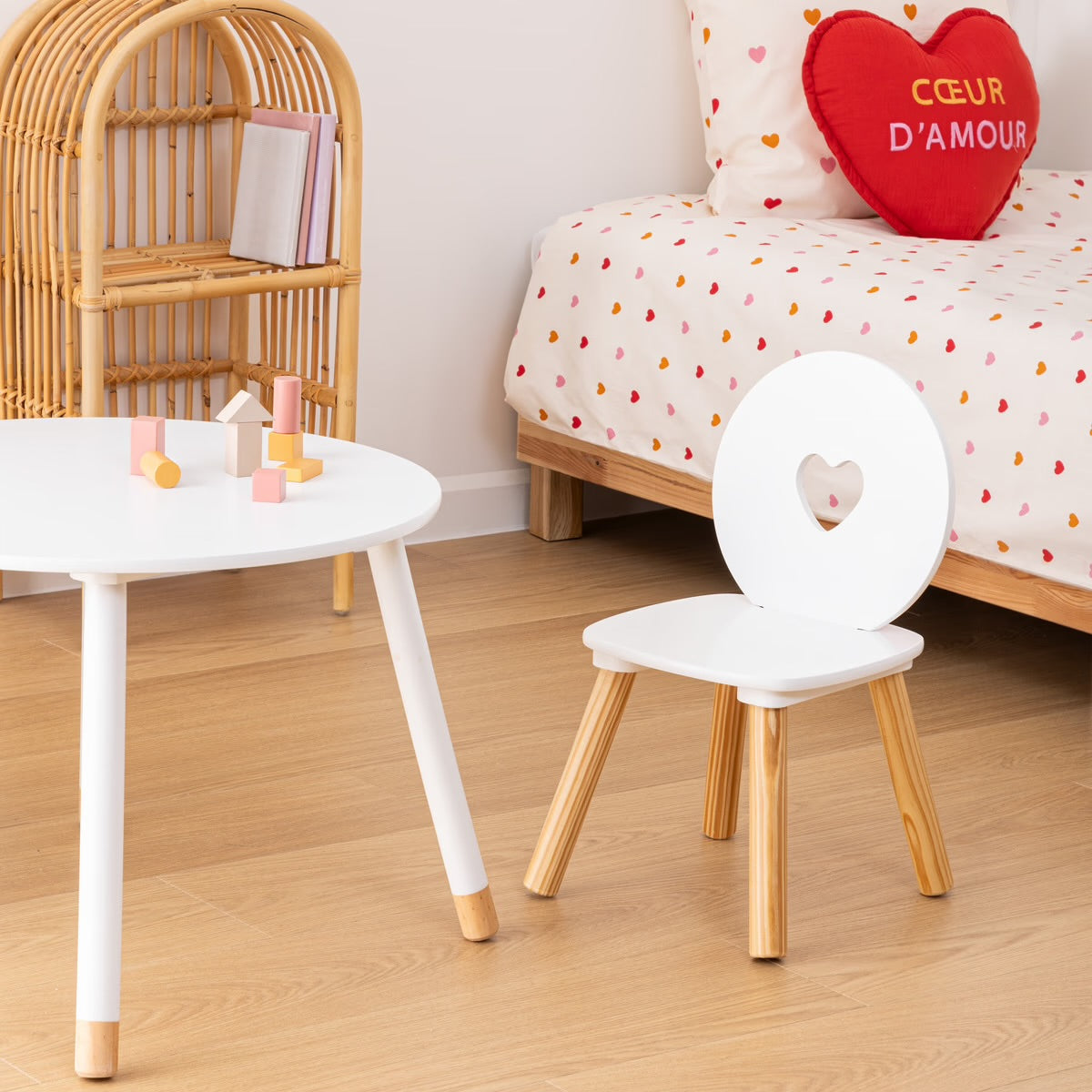 Chair Heart - White/Natural