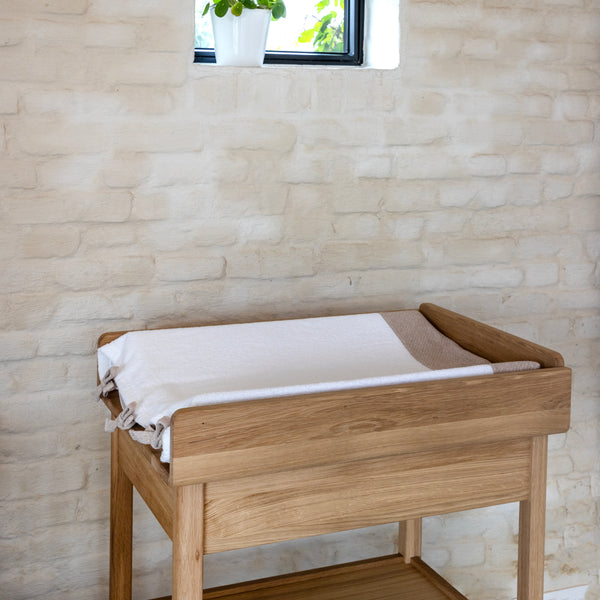 Forrest Commode - Eiken