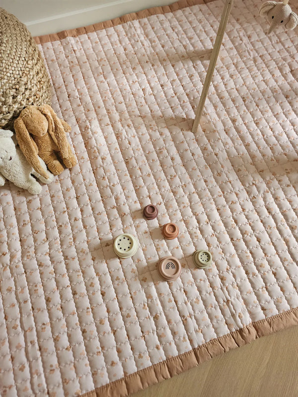 Play mat Loft Sunny Clovers (200x150 cm)