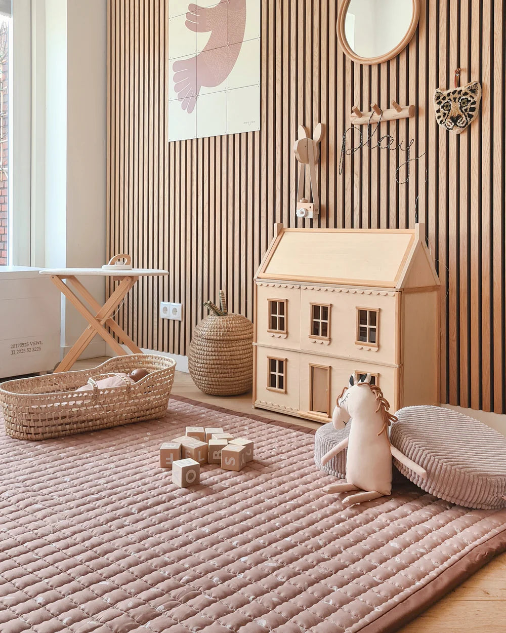 Play mat Loft Sunny Clovers (200x150 cm)