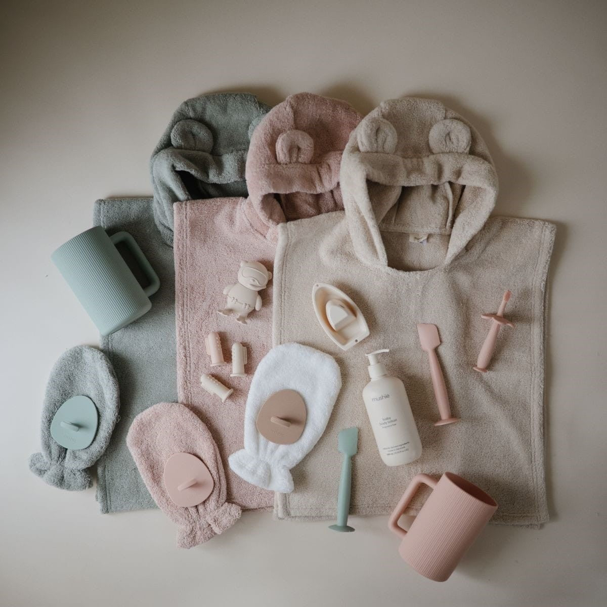 Badponcho Bear - Moss