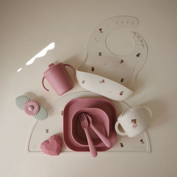 Sippy cup with straw