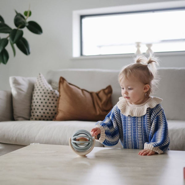 Suction Spinner Ball